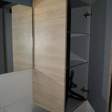 Lara 4 - T2 Spacieux Parking - Pres Centre-port, Ile Des Loisirs, Richelieu Apartament *